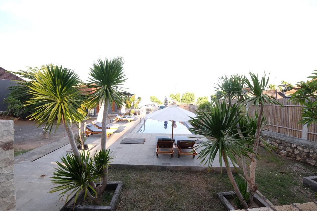 Adara Beach Huts Batununggul Exterior foto